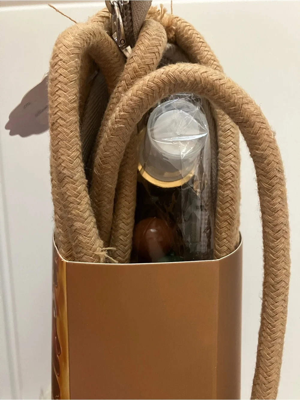 Coconut and Honey Almonds Spa Gift Set with bag